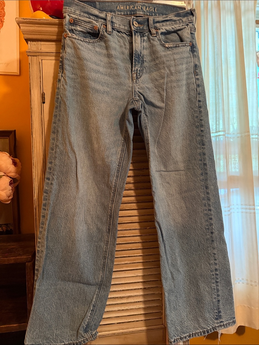 American Eagle Outfitters Women’s Light Wash Bootcut Jeans